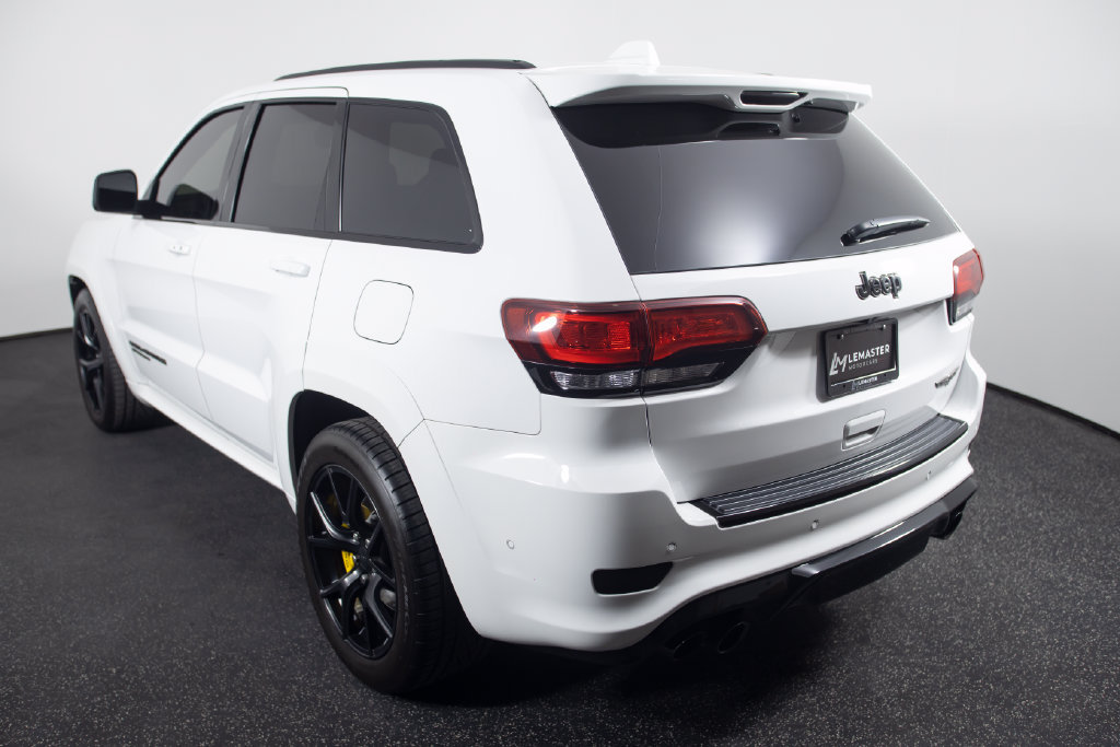 Used 2018 Jeep Grand Cherokee Trackhawk w/ Trailer Tow Group IV AWD/4WD image 12