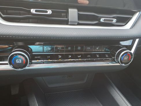 Certified 2026 Chevrolet Equinox LT w/ Convenience Package II AWD/4WD image 21