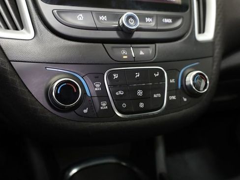 Used 2023 Chevrolet Malibu LT FWD image 23