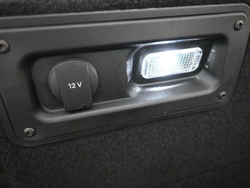 Used 2023 Lamborghini Huracan Tecnica image 37