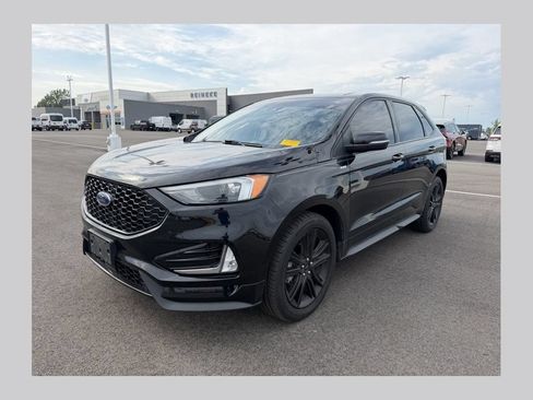 Used 2020 Ford Edge ST-Line w/ Cold Weather Package FWD image 1