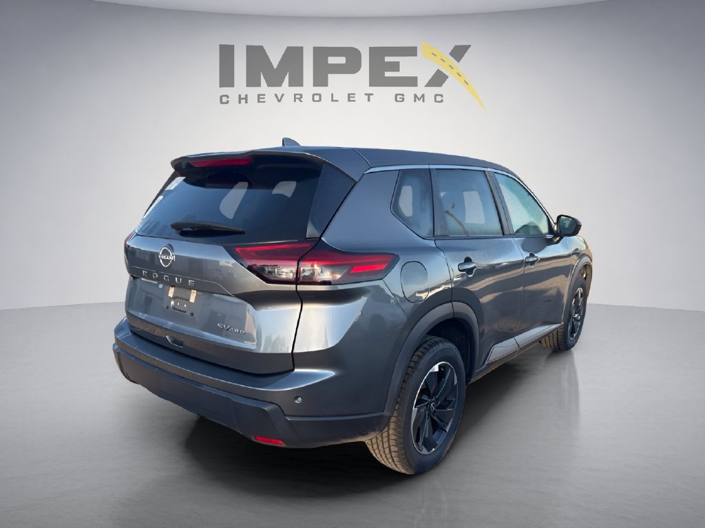 Used 2024 Nissan Rogue SV AWD/4WD image 5
