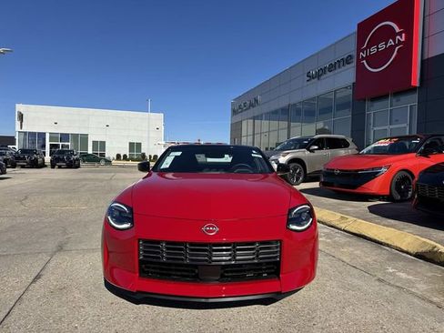 New 2026 Nissan Z Performance w/ Floor Mat Package image 2