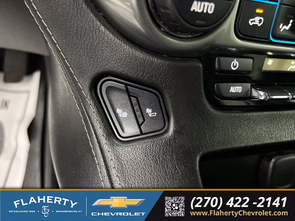 Used 2016 Chevrolet Suburban LT AWD/4WD image 33