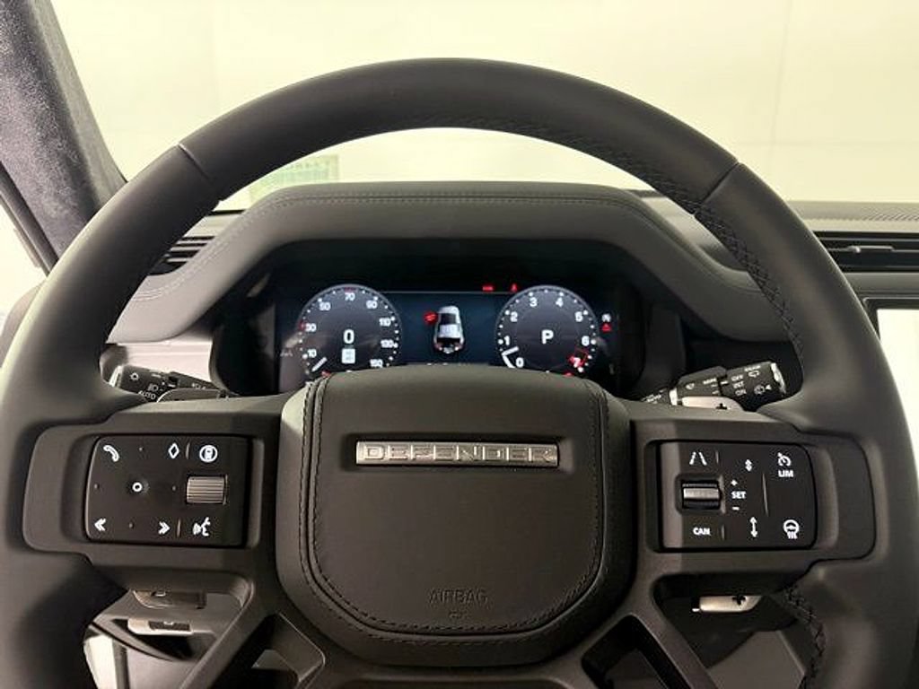 New 2026 Land Rover Defender 110 V8 AWD/4WD image 19