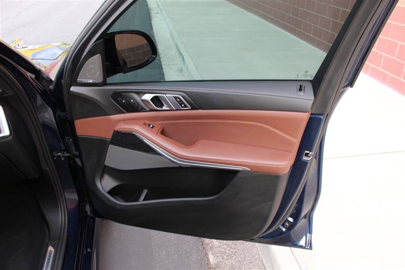Used 2024 BMW X5 M60i AWD/4WD image 23