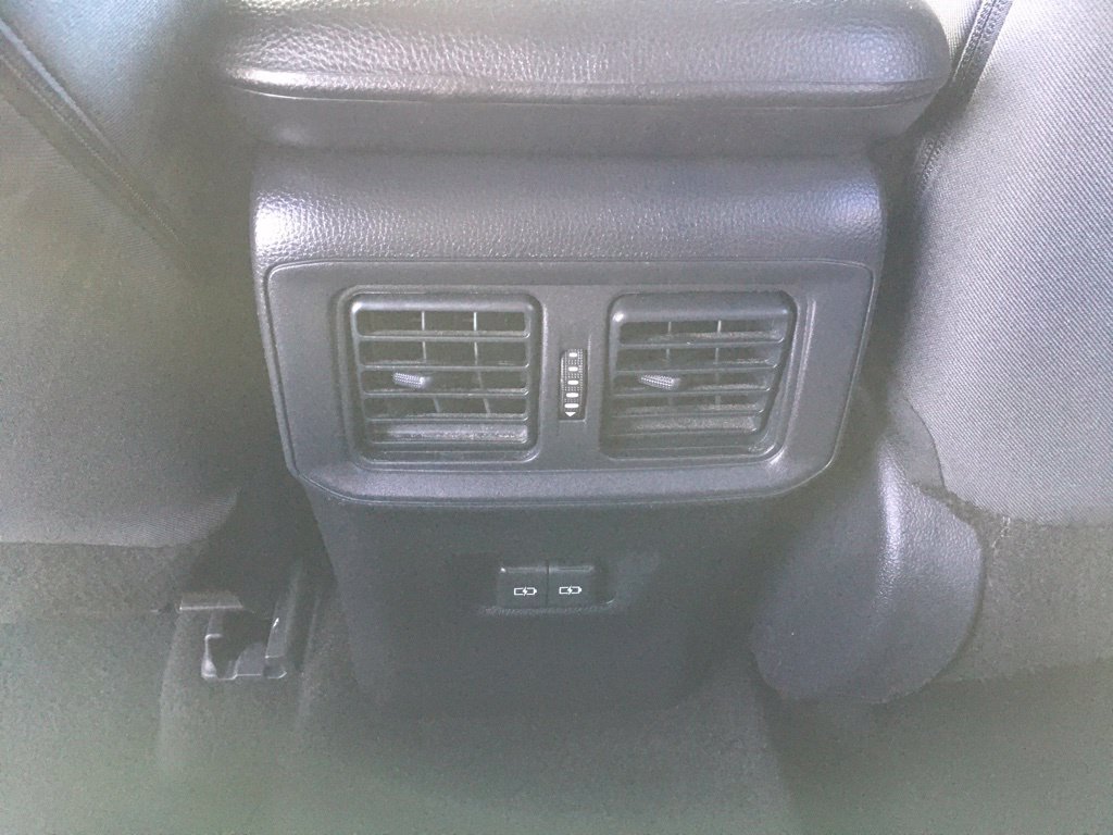 Used 2025 Toyota RAV4 XLE AWD/4WD image 24