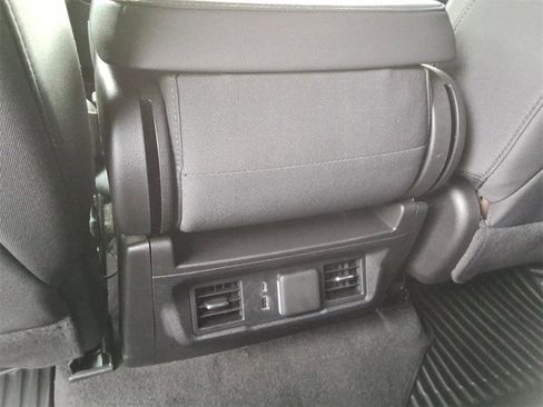 Certified 2025 Chevrolet Silverado 2500 LT image 21