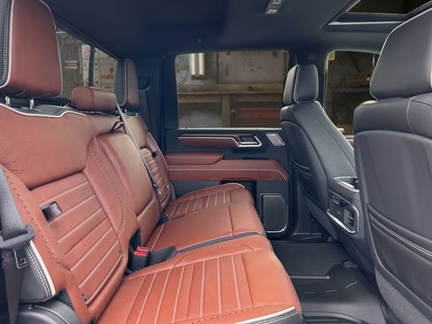 New 2026 GMC Sierra 2500 Denali Ultimate w/ LPO, Black Badging Package AWD/4WD image 18