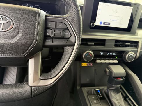 Certified 2025 Toyota Tacoma PreRunner image 16