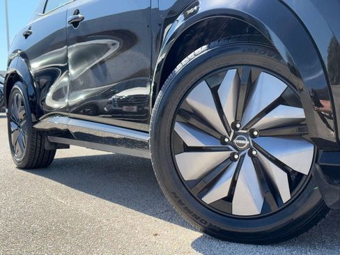 Used 2023 Nissan Ariya FWD image 2