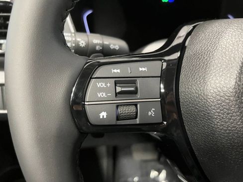 New 2025 Honda Pilot Touring image 12