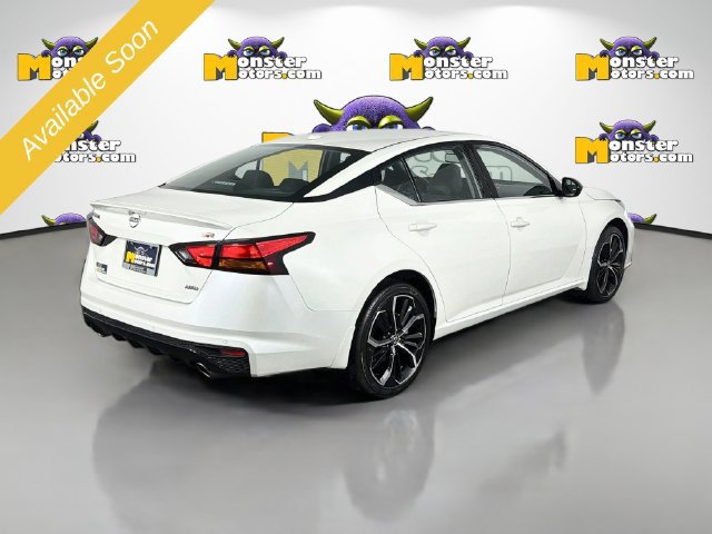 Used 2023 Nissan Altima 2.5 SR AWD/4WD image 5