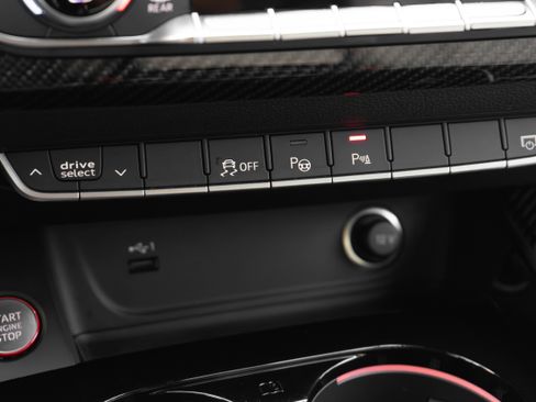 Used 2021 Audi RS 5 Sportback w/ Dynamic Package image 32