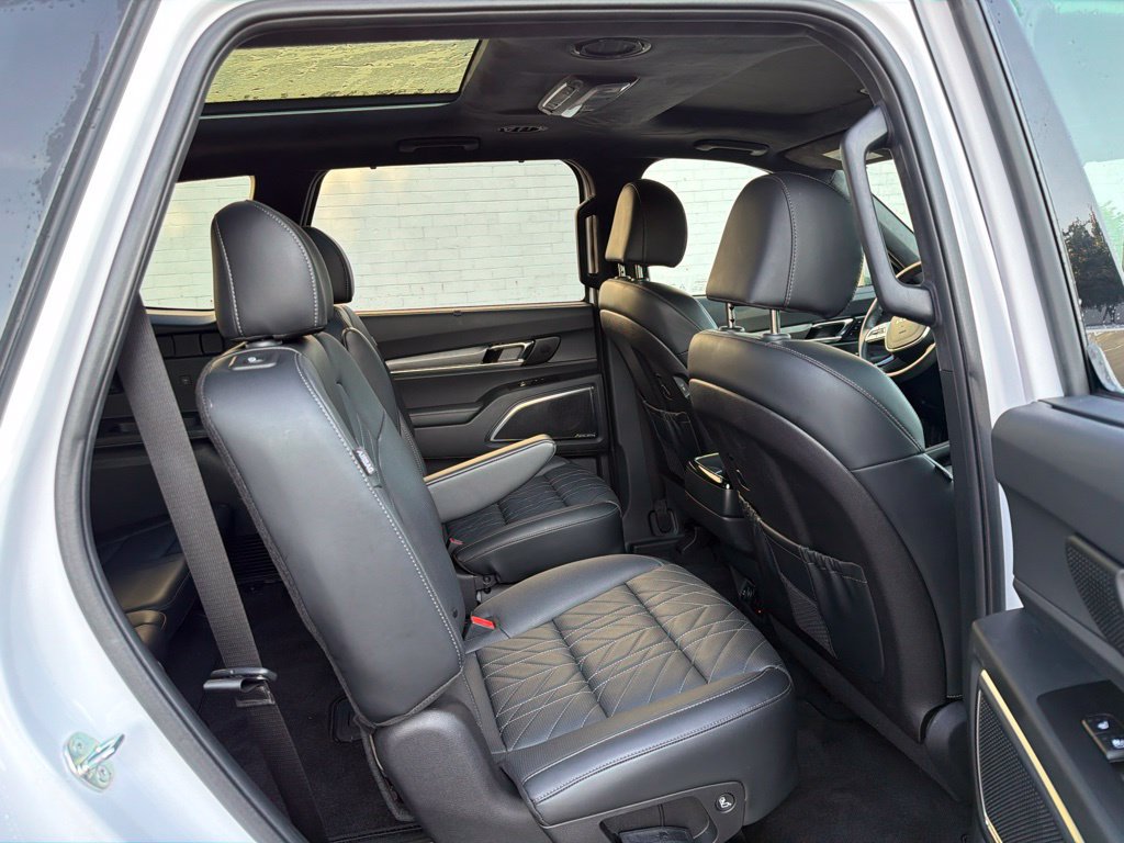 Used 2024 Kia Telluride SX Prestige X-Pro AWD/4WD image 10