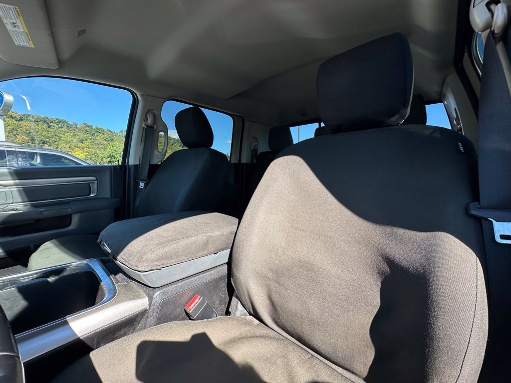 Used 2018 RAM 2500 SLT w/ Luxury Group AWD/4WD image 17