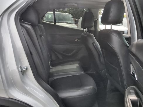Used 2022 Buick Encore Preferred w/ Safety Package AWD/4WD image 24