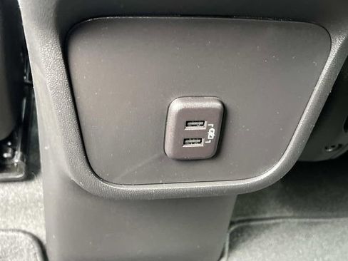 Used 2023 Chevrolet Equinox LS w/ LS Convenience Package FWD image 14