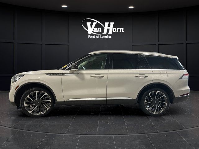 Used 2023 Lincoln Aviator Reserve w/ Equipment Group 201A AWD/4WD image 4
