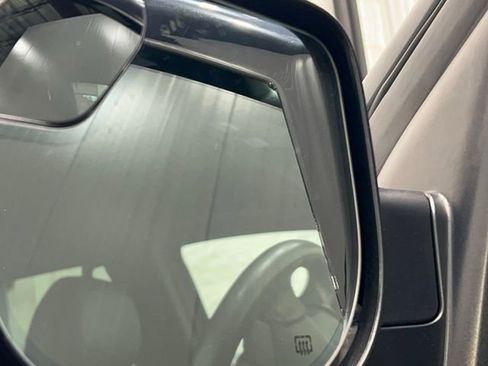 Used 2021 Nissan Titan PRO-4X w/ Pro-4x Convenience Package image 42