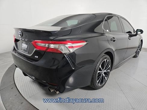 Used 2018 Toyota Camry SE image 8