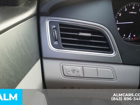 Used 2016 Hyundai Sonata SE FWD image 34