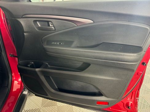 Used 2022 Honda Passport EX-L image 32