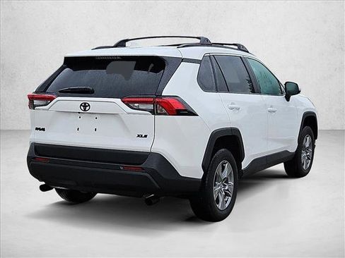 Used 2025 Toyota RAV4 XLE w/ Convenience Package FWD image 5