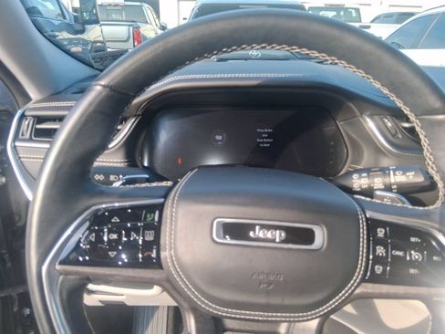 Used 2022 Jeep Grand Cherokee L Overland AWD/4WD image 12
