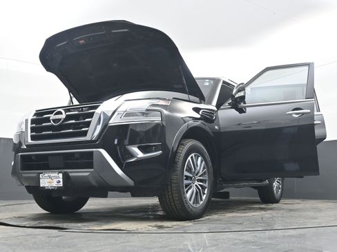 Used 2022 Nissan Armada SL image 39