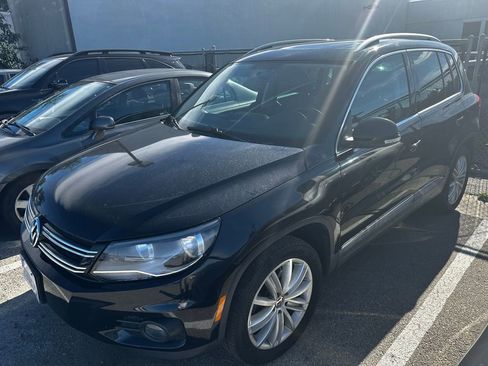 Used 2014 Volkswagen Tiguan SE image 5
