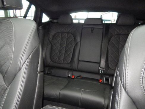 Used 2025 BMW X6 xDrive40i image 32