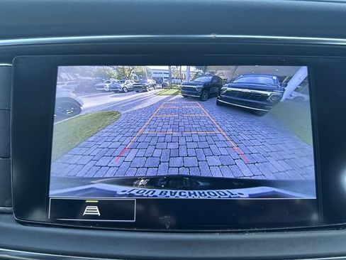 Used 2023 Buick Enclave Essence FWD image 24