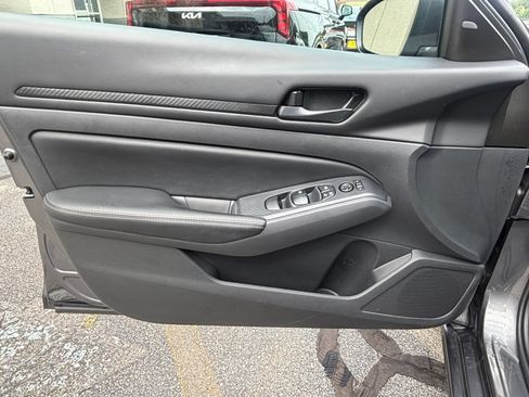 Used 2026 Nissan Altima 2.5 SV FWD image 18