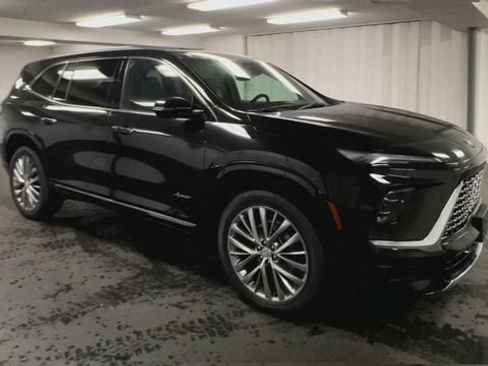 Certified 2025 Buick Enclave Avenir w/ Super Cruise Package FWD image 2