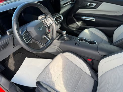 Certified 2025 Ford Mustang GT Premium w/ 60th Anniversary Package image 9