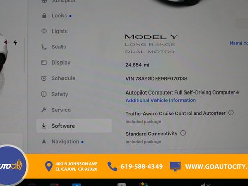 Used 2024 Tesla Model Y Long Range AWD/4WD image 3