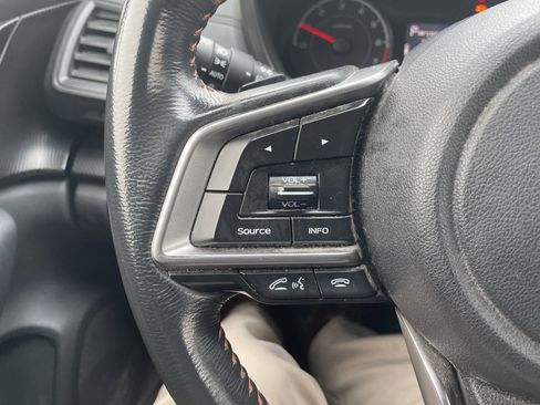 Used 2018 Subaru Crosstrek 2.0i Premium image 14