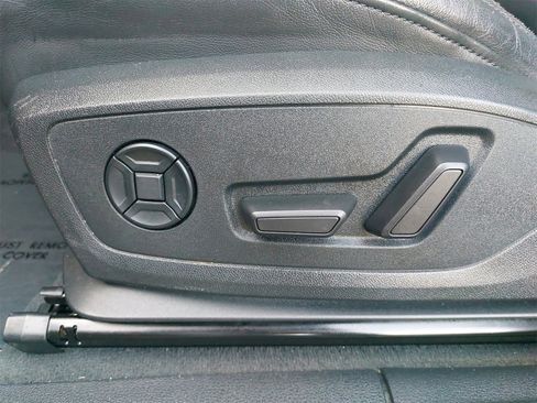 Used 2022 Audi Q3 2.0T Premium Plus w/ Premium Plus Package image 37