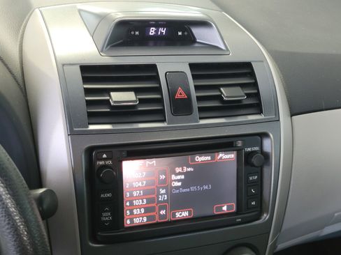 Used 2013 Toyota Corolla LE FWD image 20