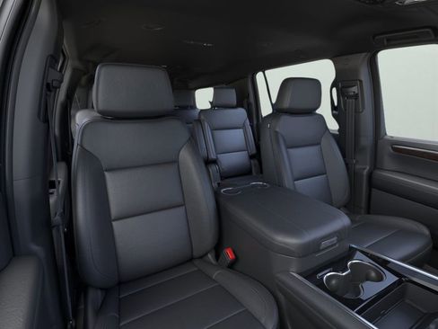 New 2026 Chevrolet Suburban LT w/ Comfort Package RWD image 16