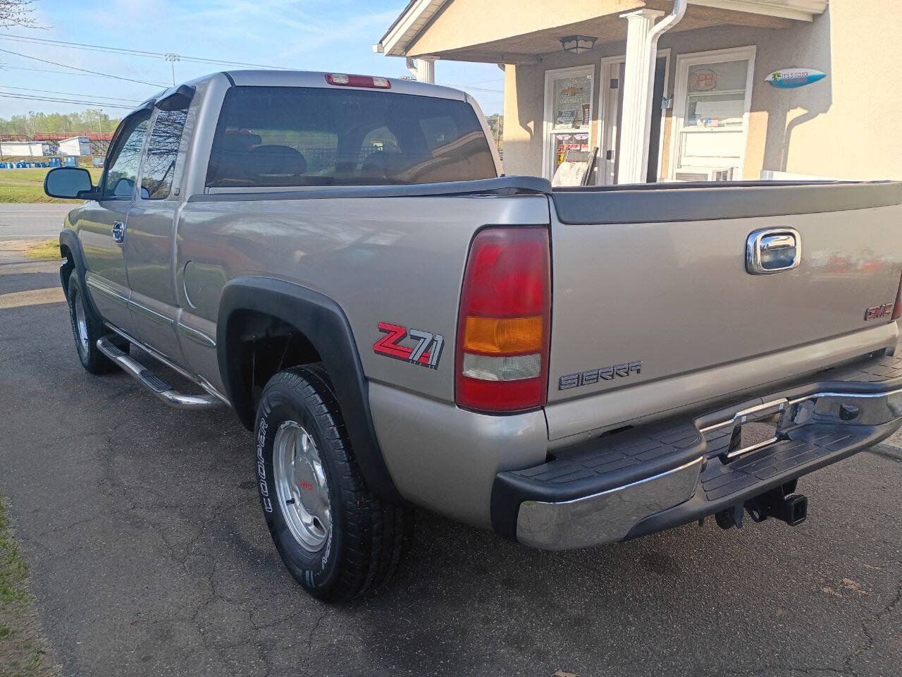 Used 1999 GMC Sierra 1500 4x4 Extended Cab w/ Marketing Option Pkg image 9