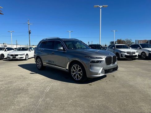 New 2026 BMW X7 xDrive40i image 5