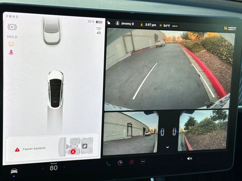 Used 2020 Tesla Model Y Long Range image 23