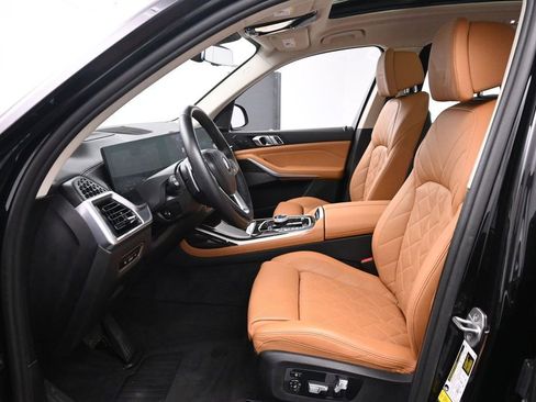 Used 2024 BMW X7 xDrive40i w/ Executive Package AWD/4WD image 15