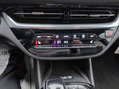 Used 2024 Buick Envista Avenir image 25