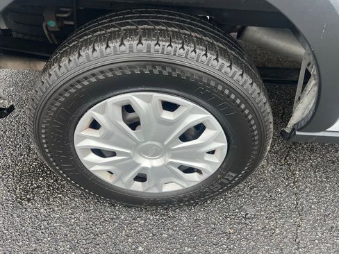 Used 2024 Ford Transit 350 XLT image 30