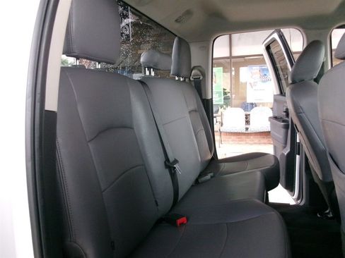 Used 2018 RAM 1500 Tradesman w/ Popular Equipment Group RWD image 32