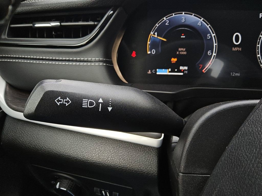 New 2026 Jeep Grand Cherokee Altitude RWD image 29