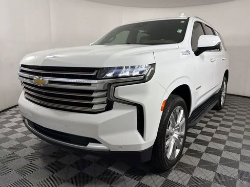 Used 2023 Chevrolet Tahoe High Country image 5